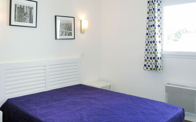 Accommodation:&nbsp;Domaine de la Baie- T2 4 Pers. 651.4