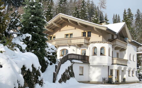 Kohler: Snow, Winter, Property, House, Home, Real Estate, Estate, Tree, Mansion, Building