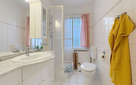Alexorella: Bathroom, Plumbing Fixture, Bathroom Sink, Flooring, Interior Design, Floor, Sink, Tap, Plumbing, Tile