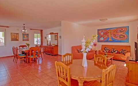 Palmira: Table, Furniture, Property, Chair, Orange, Wood, Decoration, Picture Frame, Interior Design, Flooring