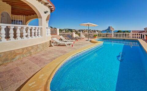 Castillo: Water, Sky, Property, Plant, Swimming Pool, Azure, Seaside Resort, Building, Outdoor Furniture, Body Of Water