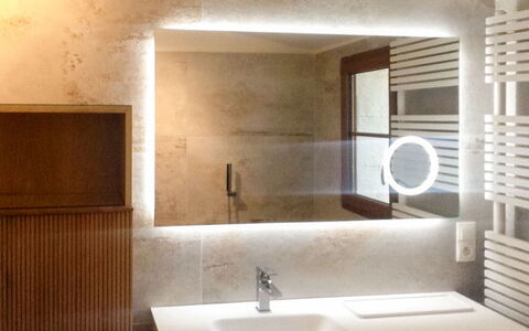 La Princesse: Bathroom, Room, Property, Tile, Interior Design, Wall, Sink, Tap, Architecture, Floor