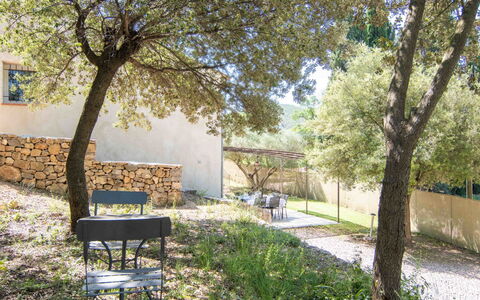 Les Restanques: Plant, Tree, Natural Landscape, Shade, Outdoor Bench, Grass, Outdoor Furniture, Landscape, Leisure, Tints And Shades
