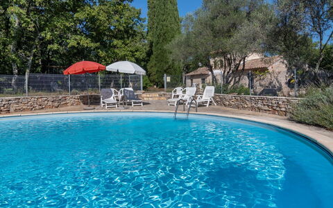 Carpanel: Water, Plant, Property, Tree, Swimming Pool, Azure, Sky, Blue, Body Of Water, Leisure