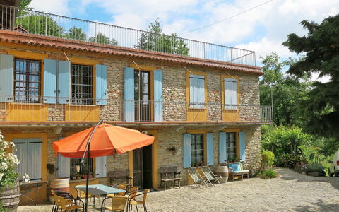 La Rovere: Cloud, Plant, Sky, Building, Window, Table, Tree, House, Leisure, Cottage