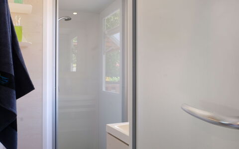 San Felice del Benaco 604: Door, Bathroom, Building, Automotive Exterior, Flooring, Composite Material, Wood, Glass