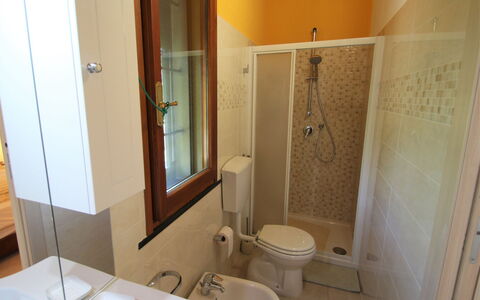 Villetta Luciana: Mirror, Plumbing Fixture, Sink, Tap, Bathroom, Bathroom Sink, Wood, Interior Design, Purple