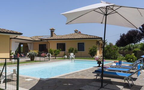 Borgo Sacramento: Water, Sky, Plant, Building, Shade, Swimming Pool, Outdoor Furniture, House, Arecales, Tree