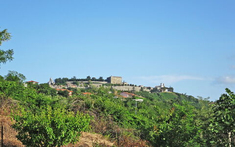 Casa Martina: Vegetation, Sky, Natural Landscape, Tree, Wilderness, Plant Community, Botany, Shrubland, Hill Station, Hill