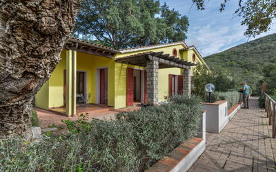 Rio Marina 646: Furniture, Property, Picture Frame, Azure, Wood, Lighting, Interior Design, Comfort, Floor, Flooring