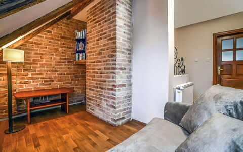 Accommodation:&nbsp;Niezwykły 1.2