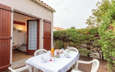 Accommodation:&nbsp;Les Charmilles 200.10