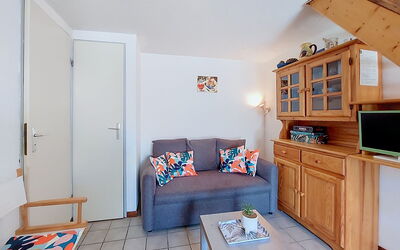 Accommodation:&nbsp;Hameau de Talaris 350.4