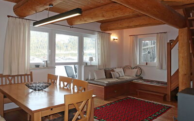 Accommodation:&nbsp;Nikola 617.1