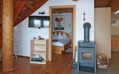 Accommodation:&nbsp;Nikola 617.1
