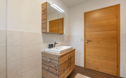 Stumm im Zillertal 647: Room, Property, Bathroom, Tile, Furniture, Floor, Interior Design, Bathroom Cabinet, Bathroom Accessory, Sink