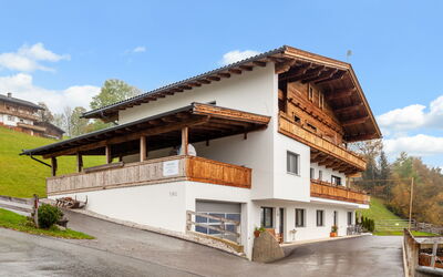 Stumm im Zillertal 647: Cloud, Sky, Plant, Building, Property, Window, Tree, House, Wood, Residential Area