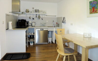Tamerl 816.1: Room, Furniture, Property, Floor, Building, Interior Design, House, Table, Kitchen, Chair