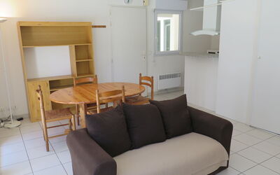 Accommodation:&nbsp;Green Parc V68I 733.1