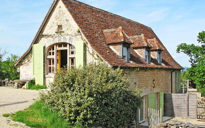 Accommodation:&nbsp;La Grange (Crn100) 651.1