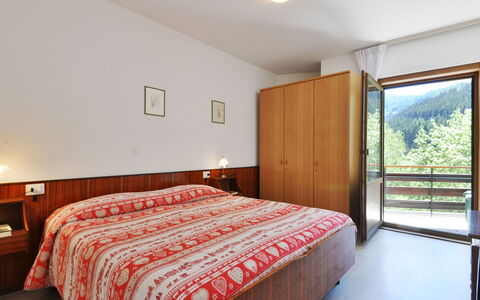 Moena 703: Bedroom, Bed, Room, Furniture, Property, Bed Sheet, Bedding, Bed Frame, Floor, Ceiling