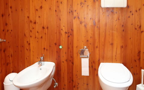 Lago di Caldonazzo 702: Brown, Plumbing Fixture, Tap, Property, Photograph, Sink, Light, Bathroom, Product, Purple