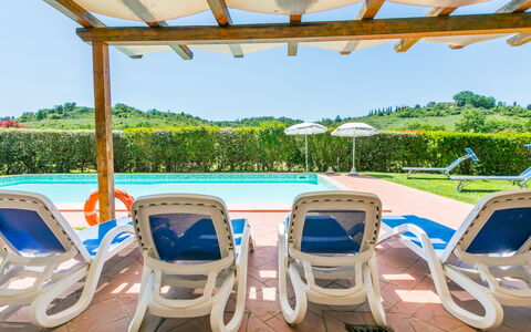 Castelfiorentino 649: Sky, Water, Property, Swimming Pool, Azure, Shade, Sunlounger, Architecture, Plant, Leisure