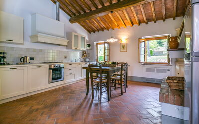 Francigena 651.4: Furniture, Cabinetry, Wood, Table, Living Room, Interior Design, Flooring, Chair, Floor, Countertop