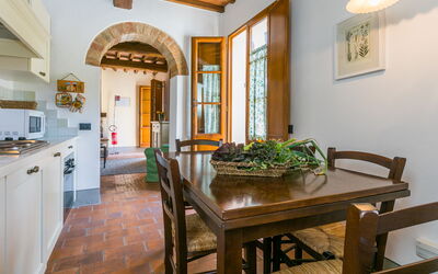 Accommodation:&nbsp;Francigena 651.2