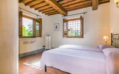 Accommodation:&nbsp;Francigena 651.1