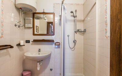 Accommodation:&nbsp;Borgo Cerbaiola 650.2