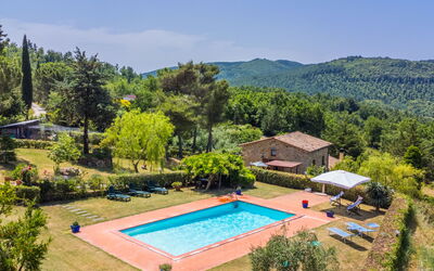 Castelnuovo Val Cecina 651: Estate, Eco Hotel, Hacienda, Farmhouse, Plantation, Villa, Resort, Swimming Pool, Mountain Village