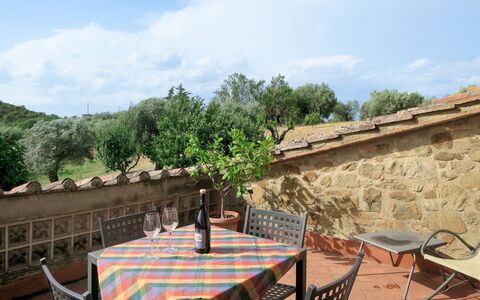 La Collina Fiorita: Cloud, Sky, Furniture, Table, Property, Chair, Building, Tree, Outdoor Furniture, Interior Design