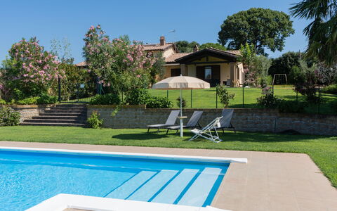 Lago di Bolsena 618: Plant, Sky, Property, Water, Furniture, Building, Tree, Azure, Swimming Pool, Outdoor Furniture