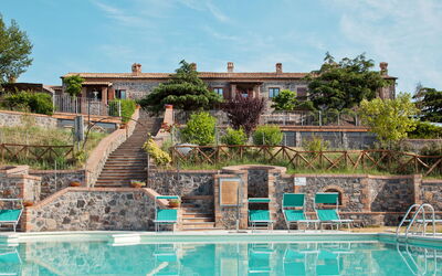 Lago di Bolsena 619: Water, Sky, Cloud, Plant, Building, Swimming Pool, Tree, Urban Design, Leisure, Residential Area