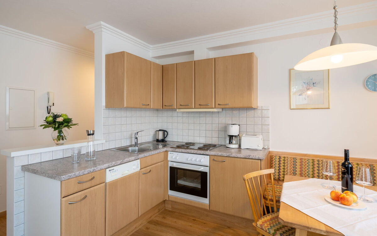 Accommodation:&nbsp;Weberbauer 606.1