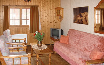 Edelweiss 636.2: Room, Living Room, Furniture, Property, Interior Design, Building, Table, House, Wall, Floor
