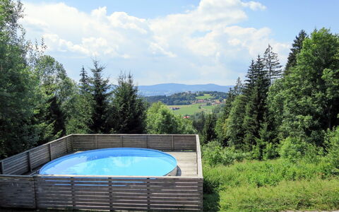Kreuzbuche: Property, Swimming Pool, Natural Landscape, Real Estate, Tree, House, Landscape, Mountain, Leisure, Estate