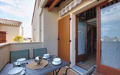 Accommodation:&nbsp;Les Soleils Rouges 110.16