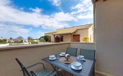 Accommodation:&nbsp;Les Soleils Rouges 110.16