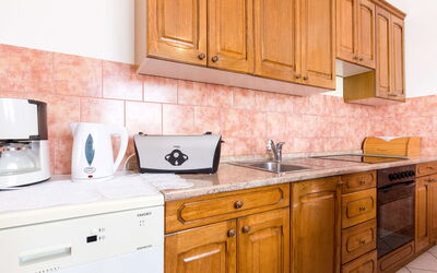 Accommodation:&nbsp;Brzic 723.2