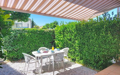 Accommodation:&nbsp;Les Jardins de L'Océan 300.44
