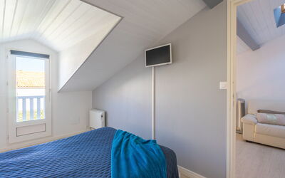 Accommodation:&nbsp;Les Jardins de L'Océan 300.38