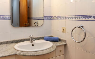 Accommodation:&nbsp;Karina 619.2