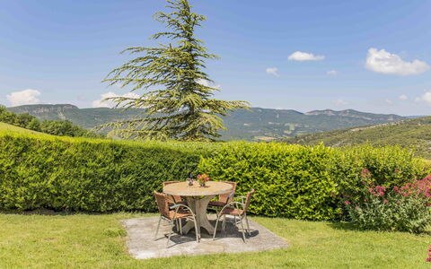Le Cèdre: Sky, Plant, Cloud, Mountain, Natural Landscape, Grass, Table, Land Lot, Vegetation