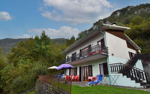 Villa Martinelli: Cloud, Sky, Plant, Property, Mountain, Building, Tree, Window, Land Lot, Natural Landscape