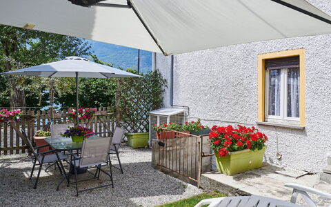 Casa del Pergulin (Lmz325): Plant, Furniture, Property, Flower, Window, Chair, Flowerpot, Table, Shade, Outdoor Furniture