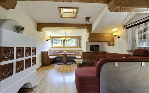Saalfelden am Steinernen Meer 613: Interior Design, Furniture, Wood, Ceiling, Flooring, Couch, Room, Living Room, Lighting, Home