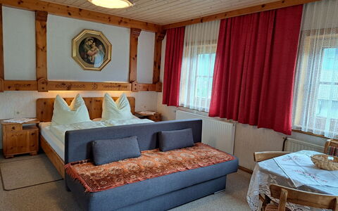 Schoberhof: Furniture, Property, Window, Comfort, Azure, Wood, Building, Interior Design, Decoration, Curtain