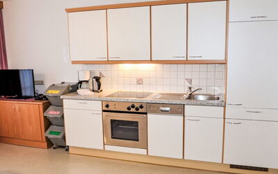Accommodation:&nbsp;Subretta 807.5